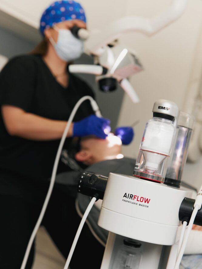 Czy kamień nazębny to tylko kwestia estetyczna?