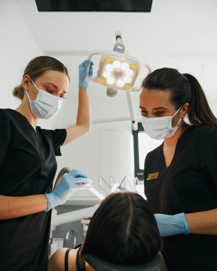 Co powinno Cię skłonić do pilnej wizyty u stomatologa!